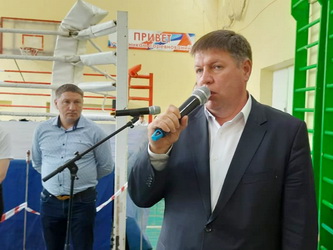 Сергей Агапов принял участие в торжественной церемонии открытия турнира по боксу